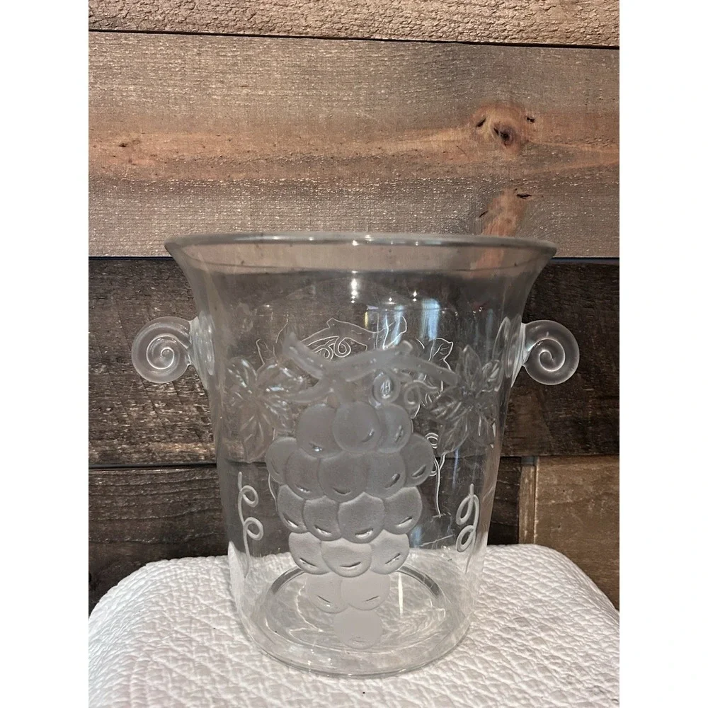 Vintage Acrylic Wine Chiller Ice Bucket – Embossed Grape‎ Design, Barware